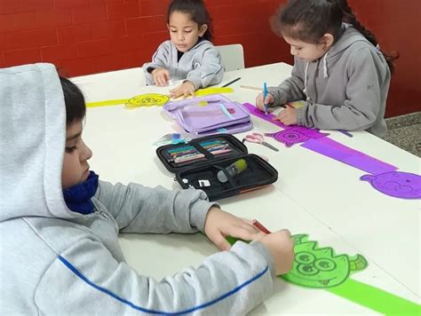 Cuento Candelaria Y Los Monstruos Colegio Jos Manuel Estrada