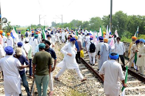 Punjab Farmers Punjab Farmers Rail Roko Intensifies Train