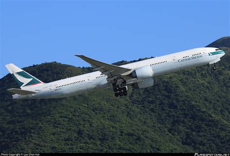 B Kpp Cathay Pacific Boeing Er Photo By Luo Chun Hui Id