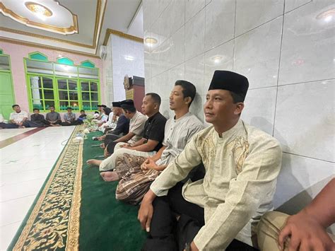 Peringatan Maulid Nabi Di Asrama Polisi Dok Viii Atas Meneladani Sifat