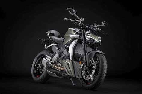 Ducati Streetfighter V In Storm Green