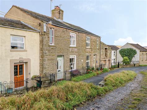 Primrose Cottage Self Catering In Hawes Yorkshire
