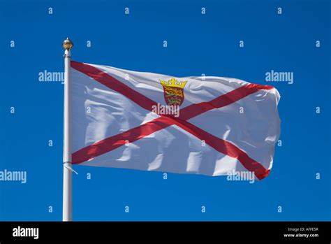 dh FLAGS JERSEY Jersey flag uk channel islands standard fly colours Stock Photo - Alamy