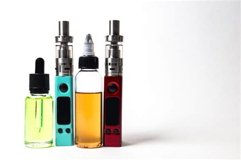 How To Make Your Own Homemade Vape Juice - 2024 Guide - Growing Magazine