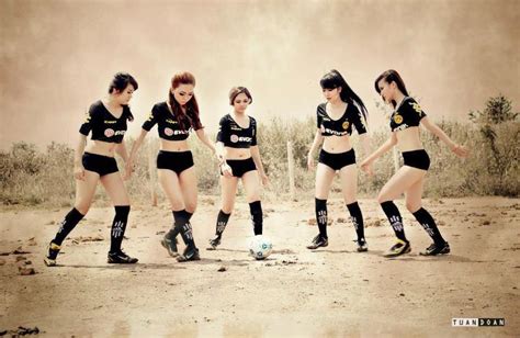 Nu Pham Nude Pics Seite