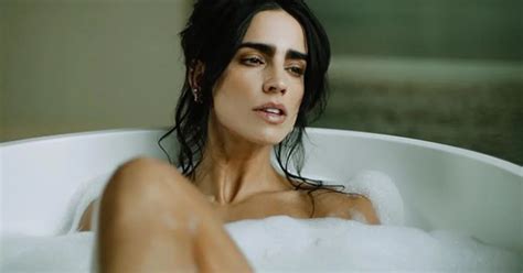 Me Qued Dormida B Rbara De Regil Pos En Bikini Para Burlarse Del Meme Que Hizo Viral Su