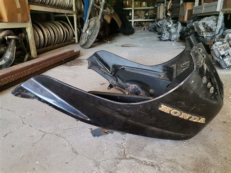 1982 83 Honda Vf750s Sabre Fairing And Bracket
