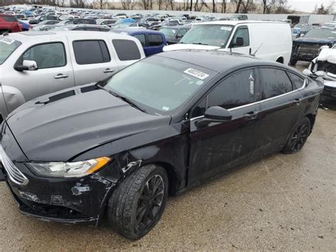 2017 Ford Fusion Se Photos Mo St Louis Repairable Salvage Car Auction On Tue Mar 05