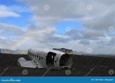 Crashed plane stock photo. Image of crashed, islandia - 113011962