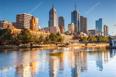 Melbourne skyline Stock Photo by ©GBP27 31018311