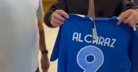 De Fen Meno Para Fen Meno Alcaraz Ganha Camisa Do Cruzeiro De