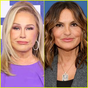 Kathy Hilton Apologizes For Applying Lipstick During Mariska Hargitays