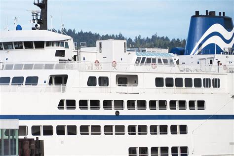 Passengers Endure Waits As BC Ferries Sees Busiest Travel Season Oak