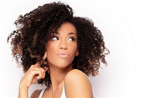 Get Perfect Curls How To Use A Diffuser On Naturally Curly Hair Vie