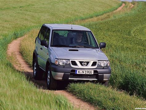 Fotos De Nissan Terrano Ii 3 Puertas R20 1999