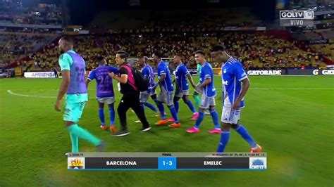 Emelec Remonta A Barcelona En Un Duelo Pico Youtube