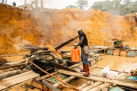 Asankragua Small Scale Miners Burn Galamsey Equipment On River Tano