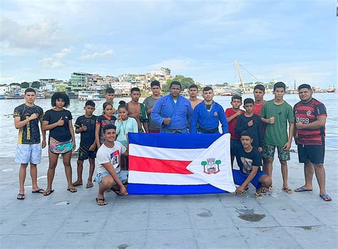 Lutadores De Carauari Viajam Tr S Dias De Barco Para Disputar