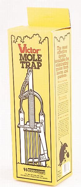 Plunger Style Mole Trap on sale, home & office pest control supplies at low price — LIfe and Home