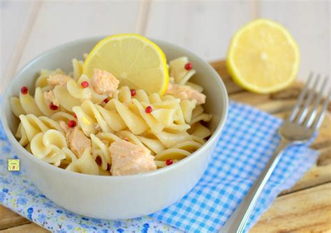 Pasta Fredda Salmone E Limone Gustoso Primo Piatto Freddo Facile