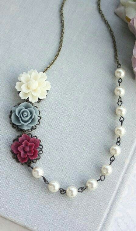 Pin By Marisol On Collar Con Flores Fancy Necklace Ivory Pearl