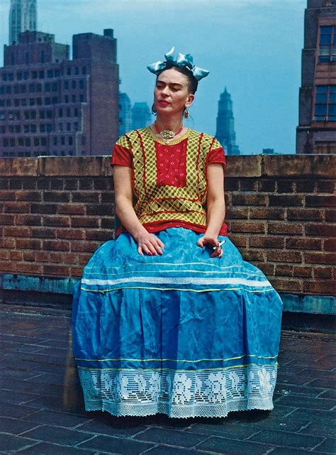 Nickolas Muray, "Frida Kahlo in New York", 1946. - Bukowskis