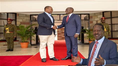 Siwezi Wacha Rutofearless Gov Otuoma Tells Ruto After Odm Leaders