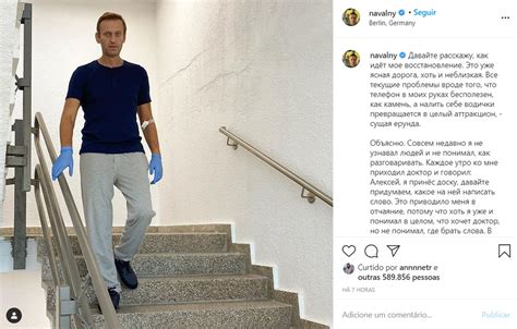 Opositor Russo Alexei Navalny Posta Foto Em Pé E Relata Luta Para