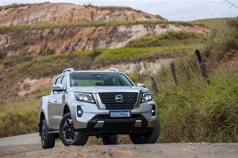 Versões SE e XE da Nissan Frontier 2023 chegam às concessionárias