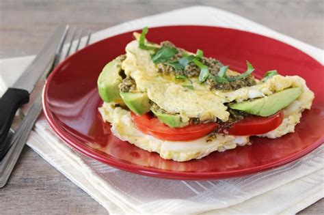 California Omelette With Avocado Tomato Pesto Mozzarella Breakfast Recipes Breakfast Bites