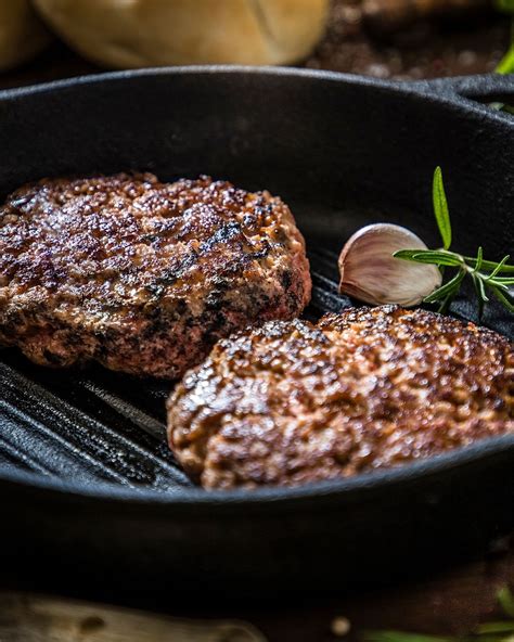 Cast Iron Burger {juicy And Flavorful} It Is A Keeper