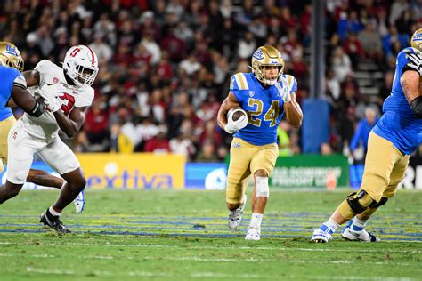 Seahawks Select Ucla Running Back Zach Charbonnet With No Pick In