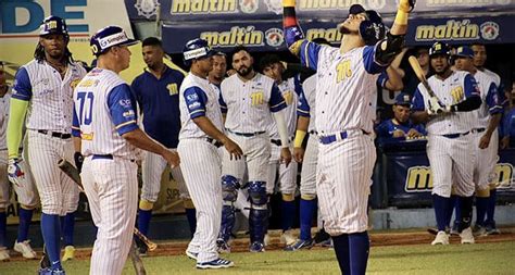 Magallanes Dej En El Terreno Al Caracas En Una Fiesta De Batazos Que