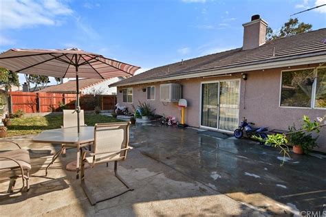 2406 W Buena Vista Dr Rialto Ca 92377 Mls Iv21014371 Redfin