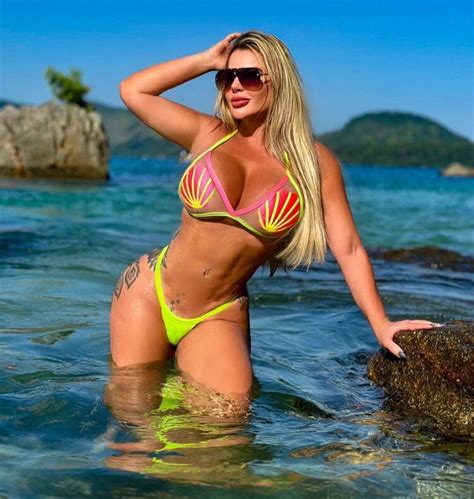 Hot Sexy Denise Rocha Bikini Pics