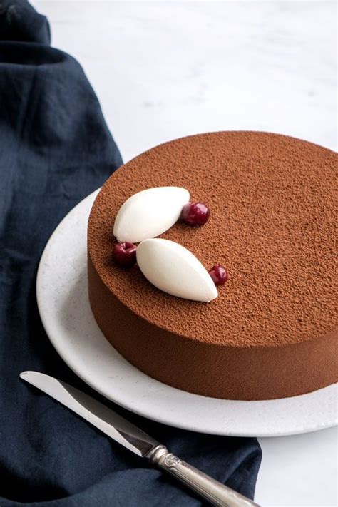 Entremets façon forêt noire Empreinte Sucrée Gâteaux et desserts