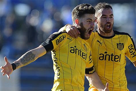 Peñarol Le Ganó 2 1 A Liverpool Y Quiere Final Noticias Uruguay Lared21 Diario Digital