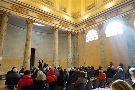 Giorno Della Memoria Reggio Ricorda Le Vittime Dell Olocausto Video