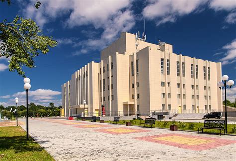 Драм театр в Комсомольске-на-Амуре. :: Виктор Иванович Чернюк ...