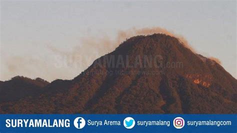 Kondisi Terkini Kebakaran Hutan Gunung Panderman Pagi Ini Tim Gabungan