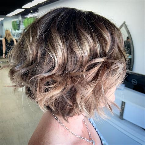 19 Most Popular Short Layered Bob Haircuts That Are Easy To Style