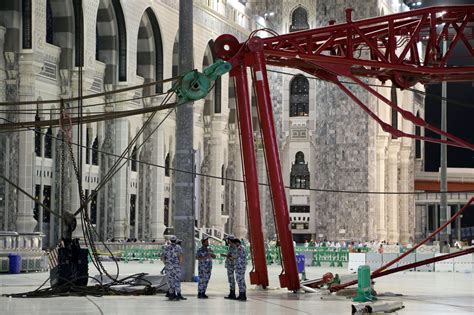 Saudi Blames Mecca Grand Mosque Crane Collapse On High Winds Grand