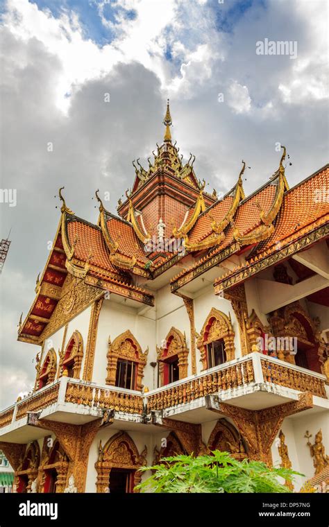 Buddha At Chiang Mai Thailand Stock Photo Alamy