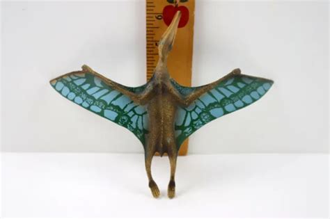 SCHLEICH DINOSAUR FIGURE QUETZALCOATLUS Flying Jurassic Retired 2011