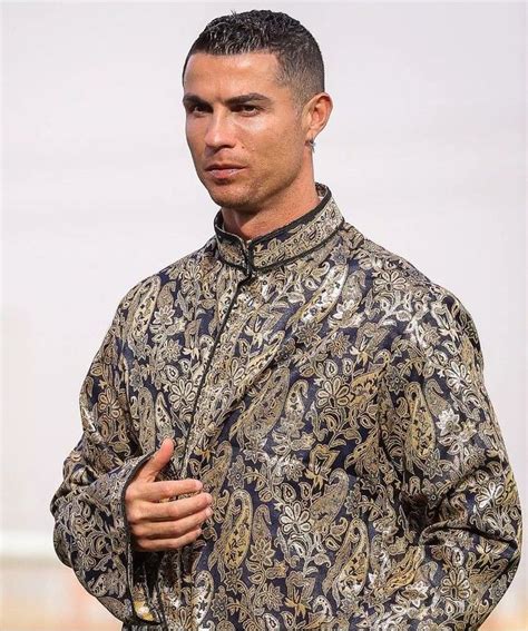 Ronaldo7 is unique,every style suits him😍 | Cristiano ronaldo, Ronaldo ...