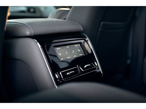 2021 Lincoln Aviator: 90 Interior Photos | U.S. News