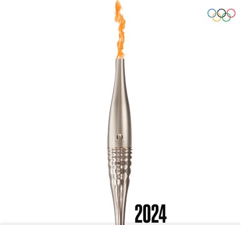 Francia Presenta La Antorcha Olímpica De París 2024 Omnia