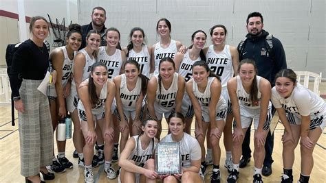 No. 2 Roadrunners Take Consolation Title; Weinrich Named All-Tournament ...