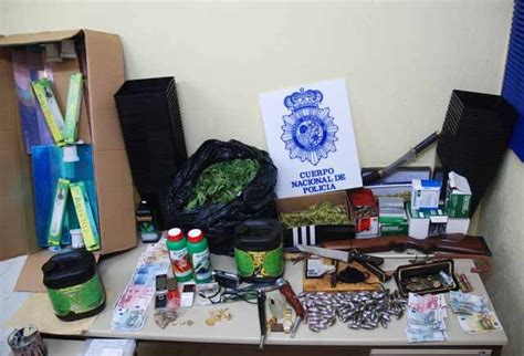 La Policía Nacional Desmantela Un Punto Negro De Venta De Droga En Linares Linares28 El