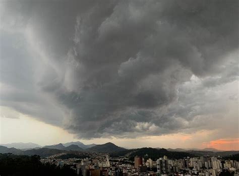 Risco De Chuva Forte Em V Rios Estados Brasileiros Neste Feriado